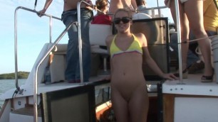 Strippers Getting Their Assholes and Pussies Tanned on a Boat