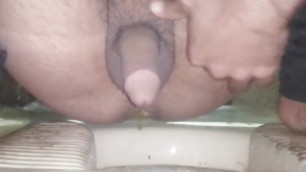 Thati boy in bathroom Pakistan dewani phudiwali desi big cock squirt boy in bathroom pissing